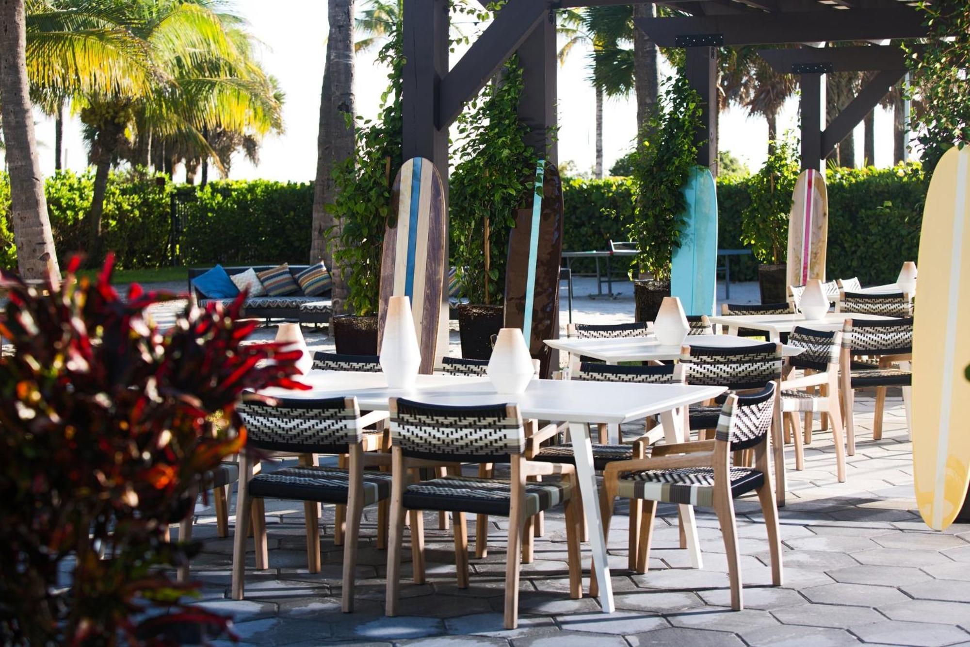 Kimpton Surfcomber Hotel By Ihg Miami Beach Eksteriør billede